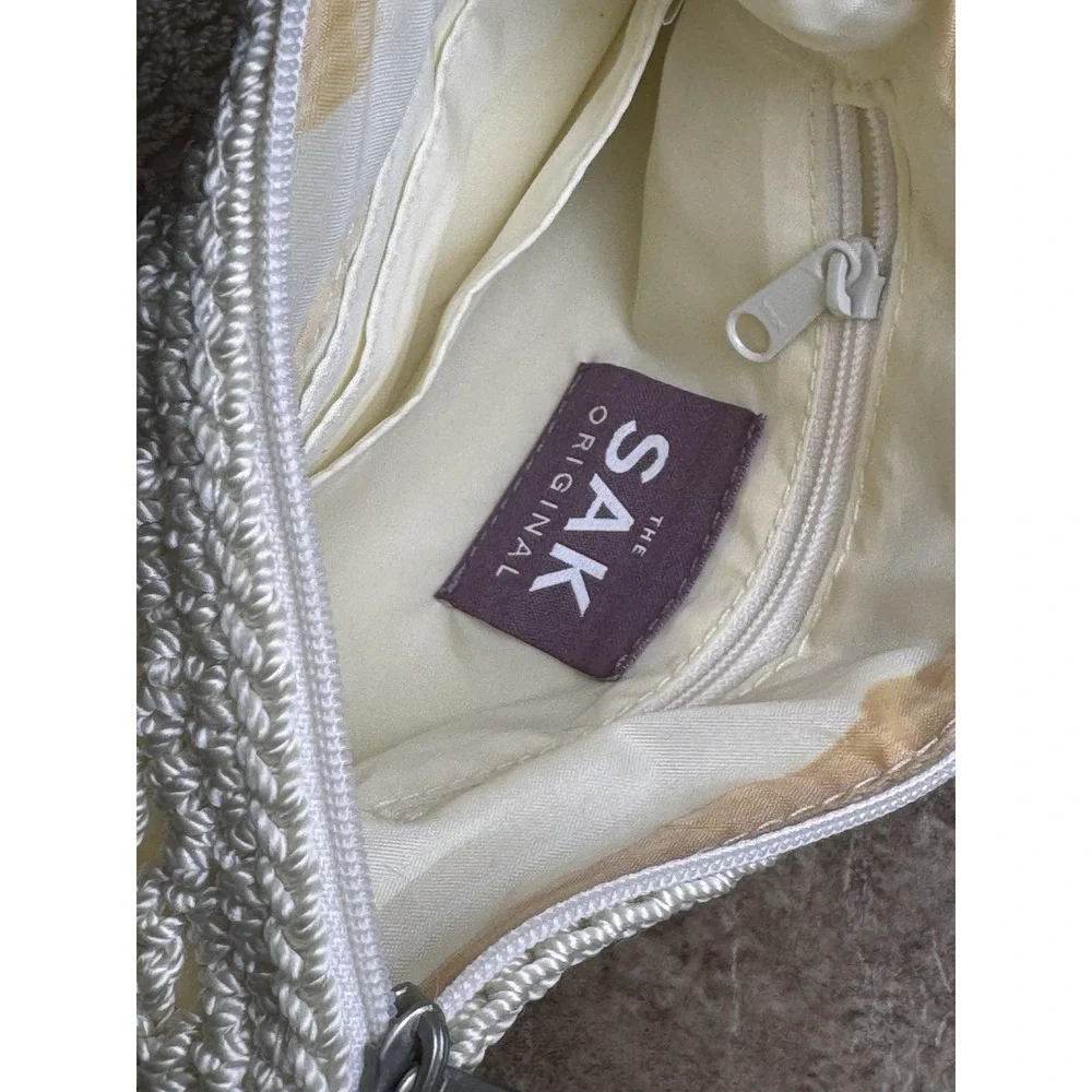 The Sak sak ivory